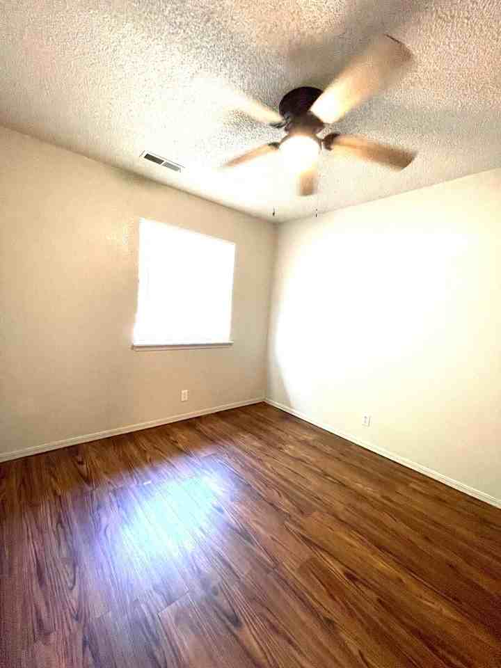 13508 S Hickory Pl - Photo 6 of 17