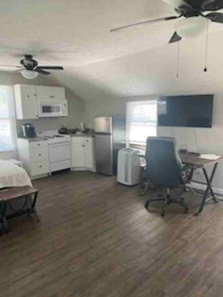 2560 Main St - Photo 2 of 5