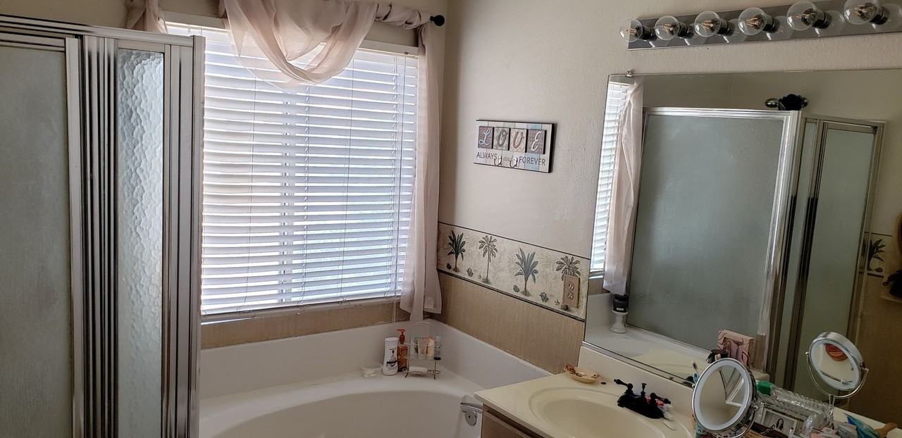 4834 Little Cayman St - Photo 3 of 8