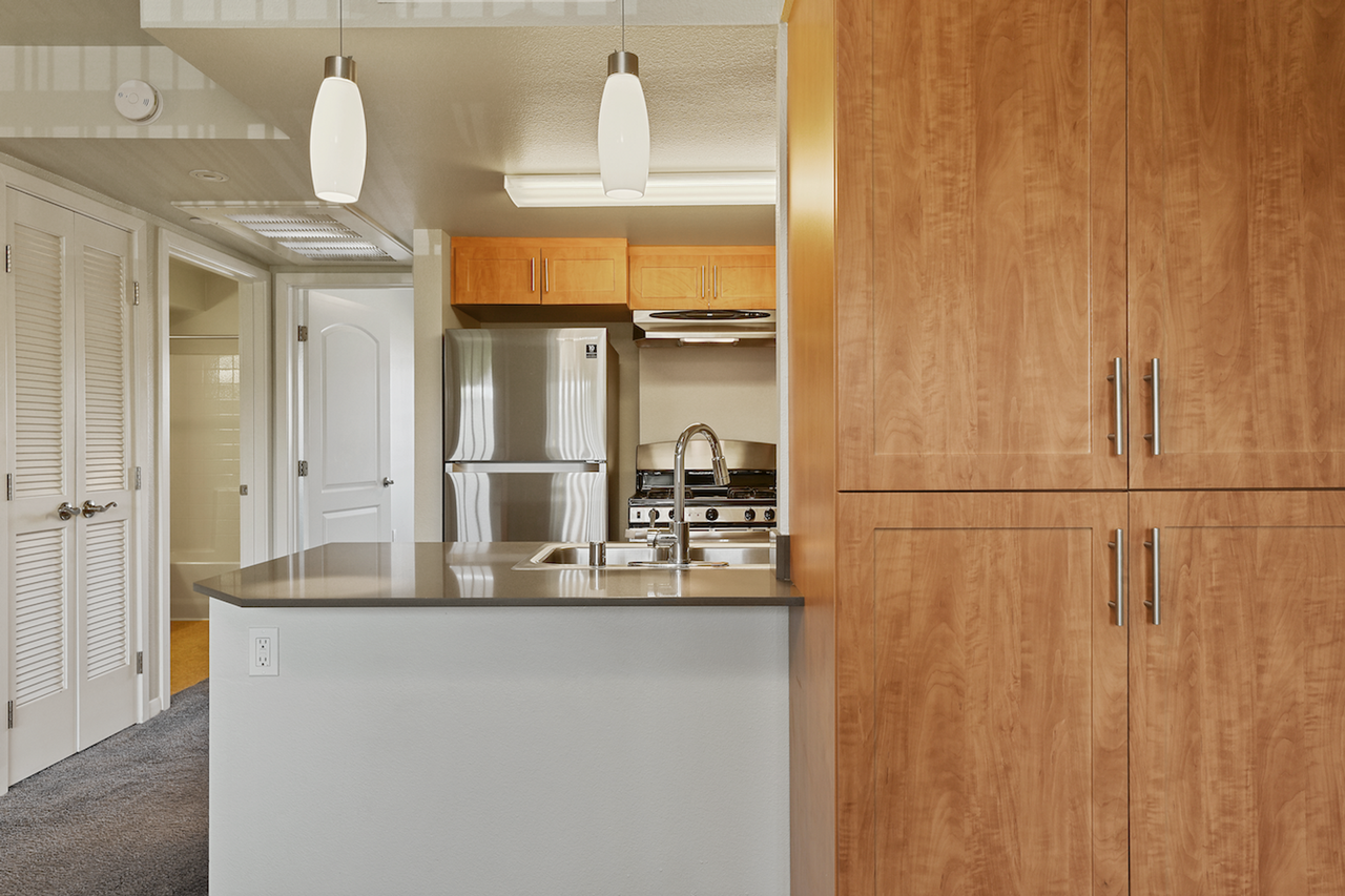 Avenue Heights Apartments Building 3 - Photo 5 of 12