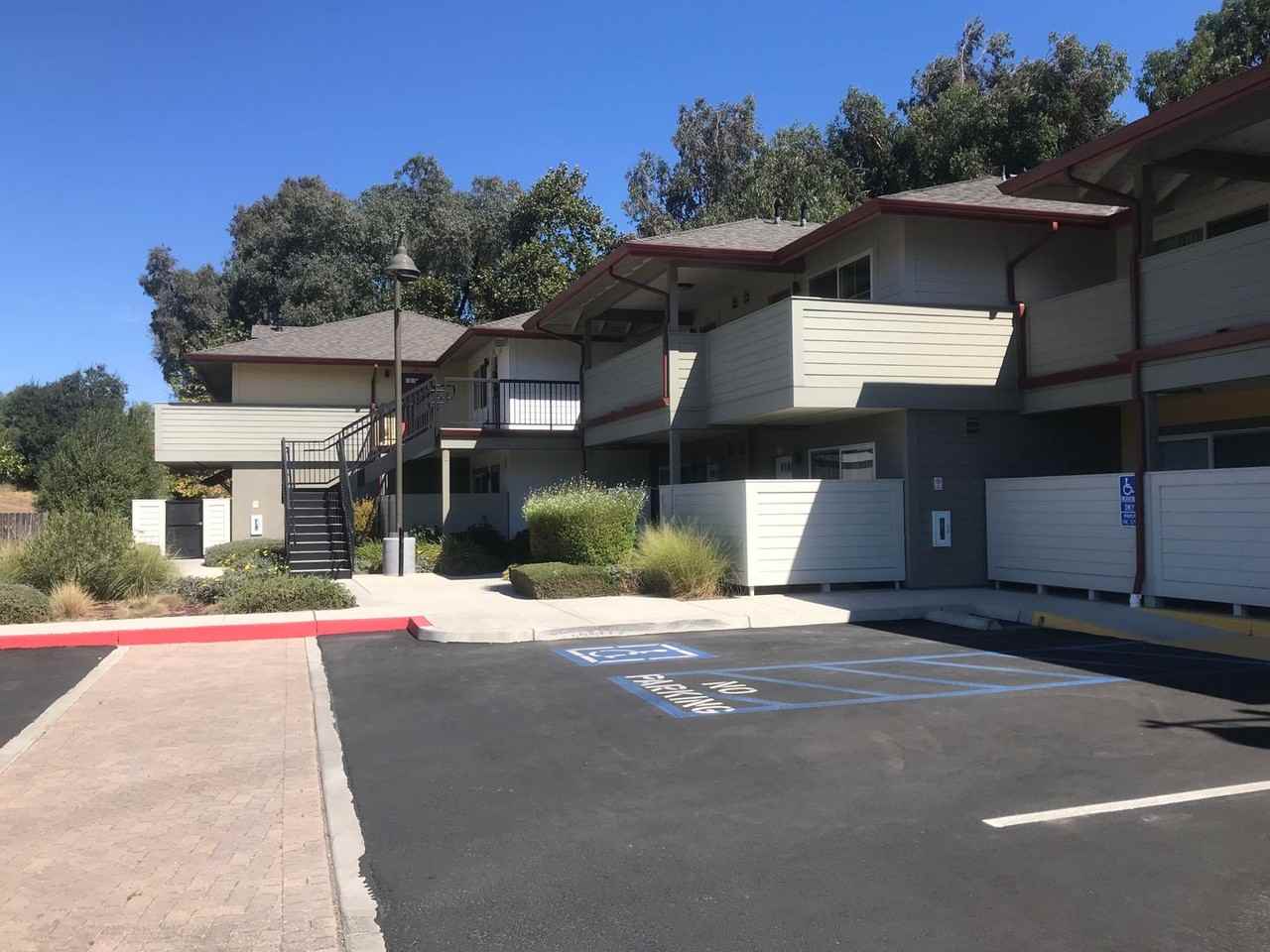 Avenue Heights Apartments Building 3 - Photo 3 of 47