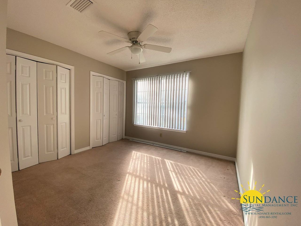 2903 Bentwood Ln - Photo 6 of 10