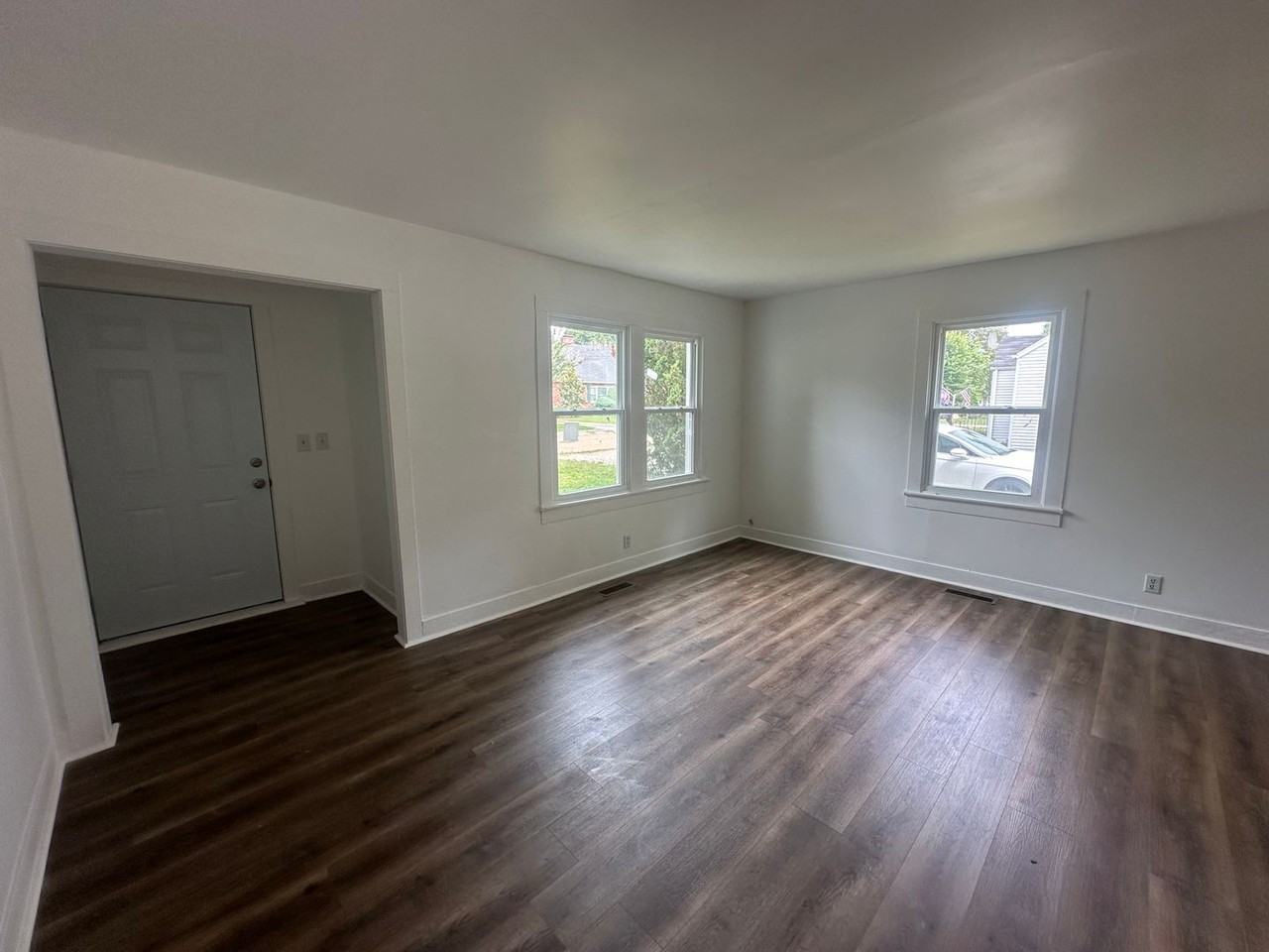 421 S 9th St - Photo 3 of 14