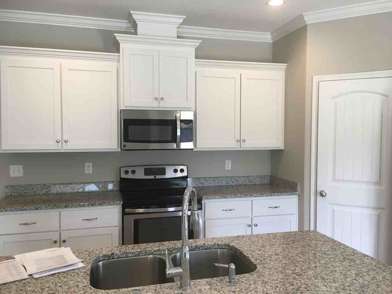 123 Gary Cir - Photo 4 of 25