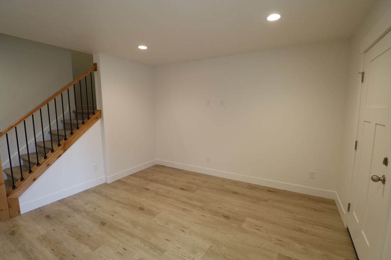 172 172 East Valley Way Drive - Photo 7 of 21