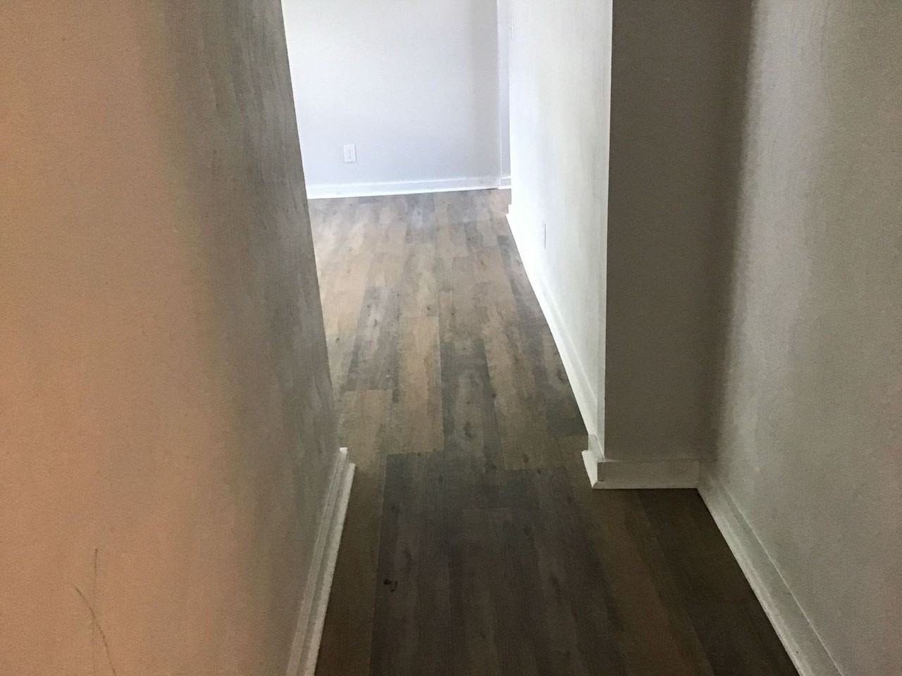607 N High St - Photo 3 of 10