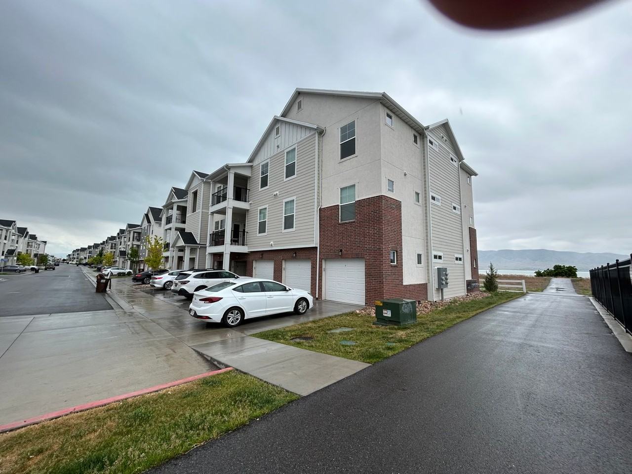 573 N 360 W - Photo 2 of 15