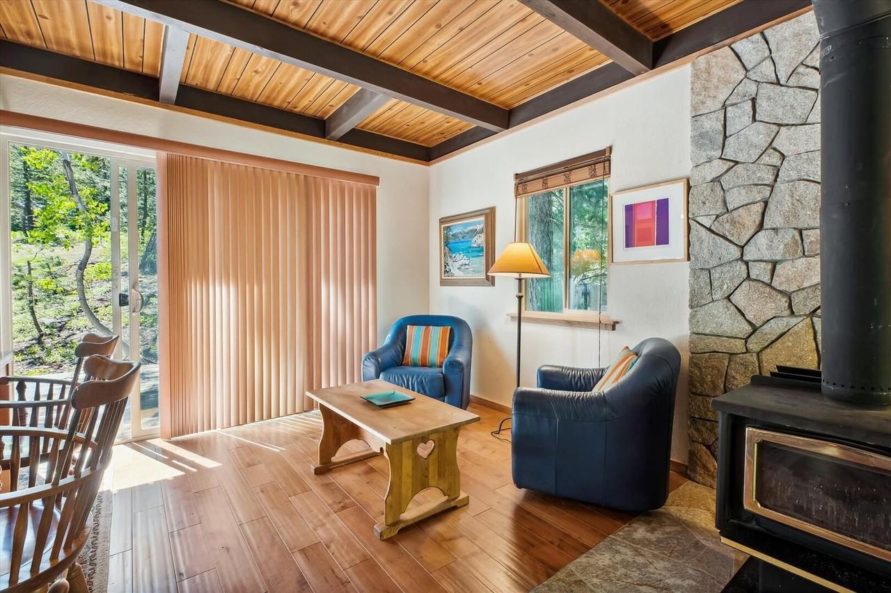 1341 Mineral Springs Trl - Photo 7 of 18