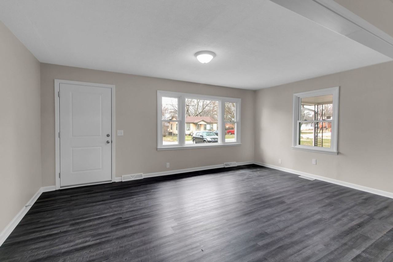 3610 Gale Ln - Photo 6 of 26
