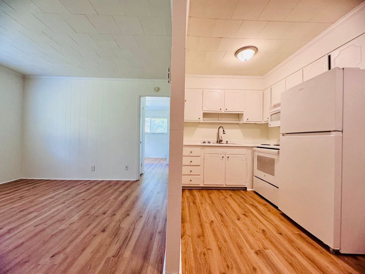 124 Fidelity St - Photo 3 of 17