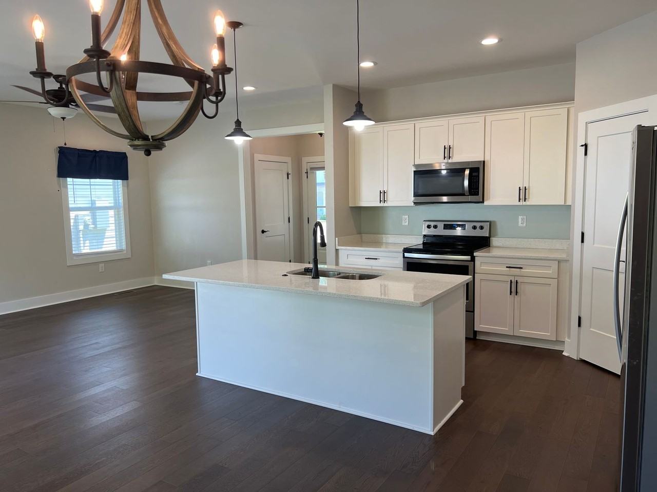 12 Sycamore Rdg W - Photo 4 of 21
