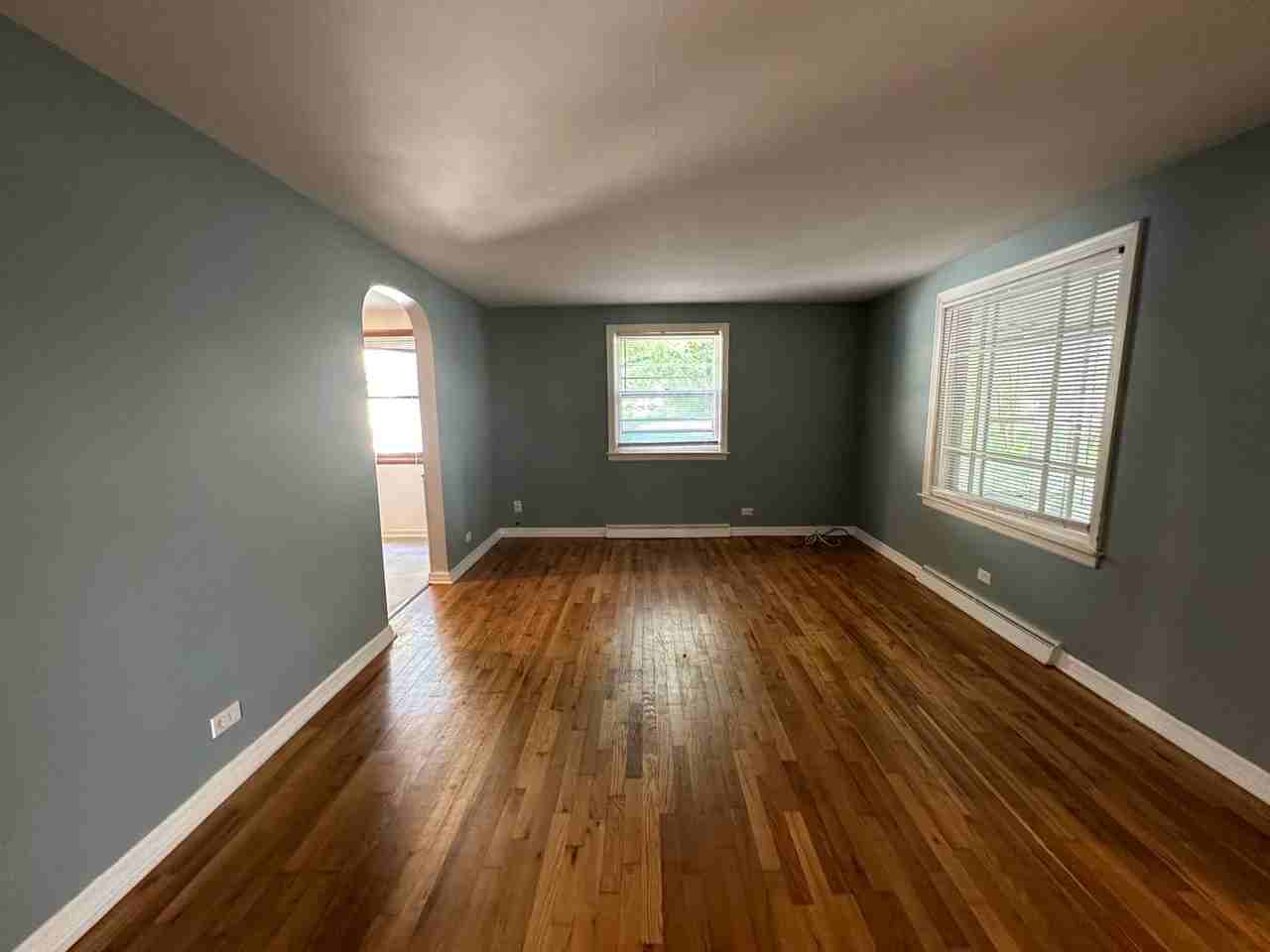 1161 Buttrick Ave Se - Photo 2 of 22