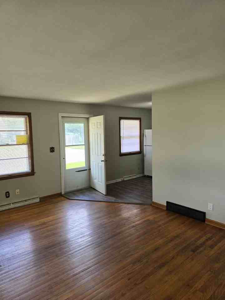 3329 Darwood Drive Apartments 3329 Darwood Dr, Rockford, IL 61101