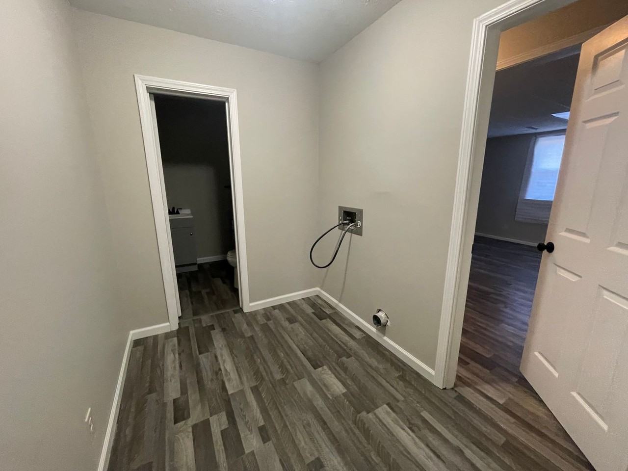 4045 Old Mayfield Rd - Photo 3 of 11