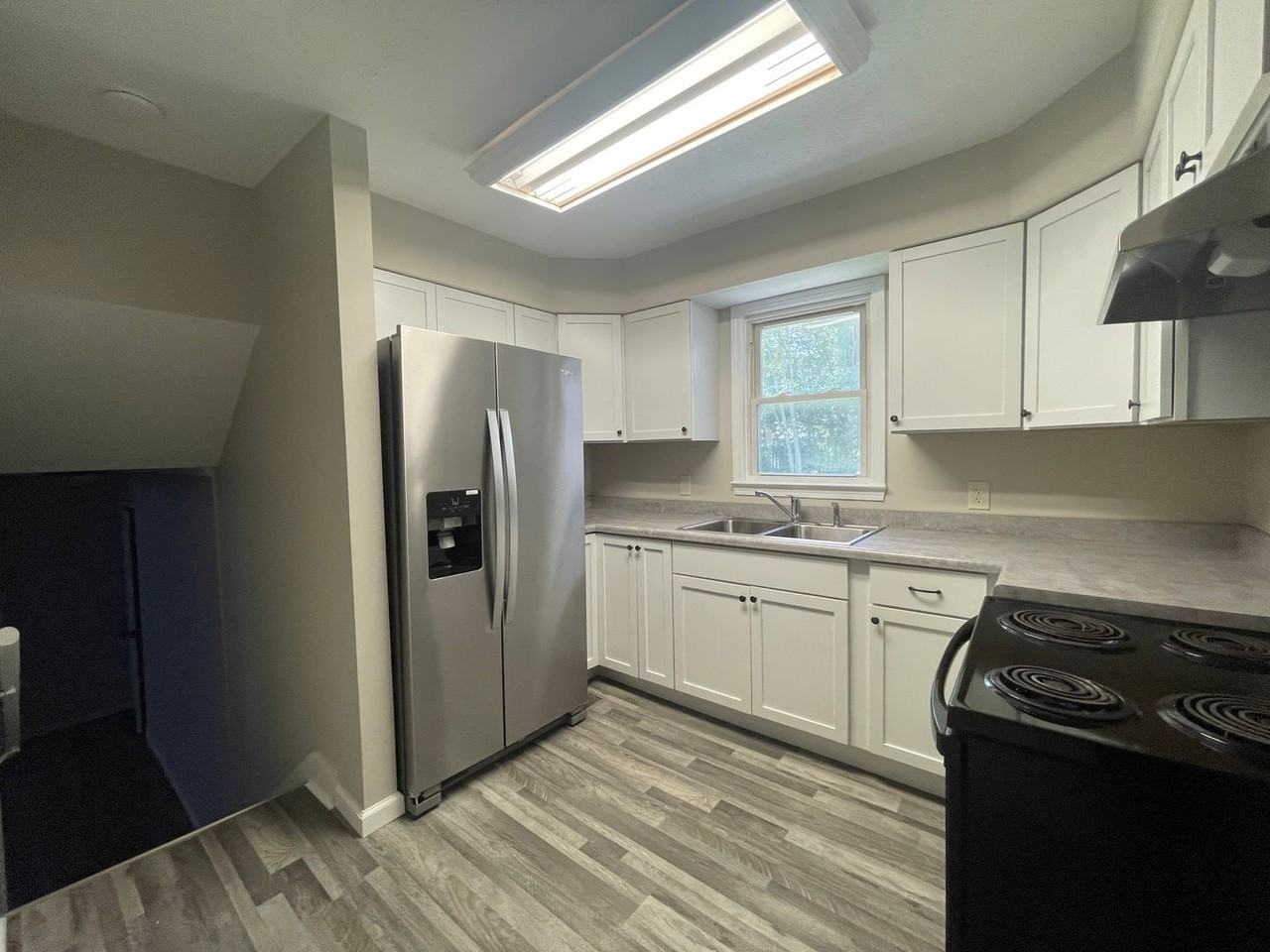 4045 Old Mayfield Rd - Photo 4 of 11