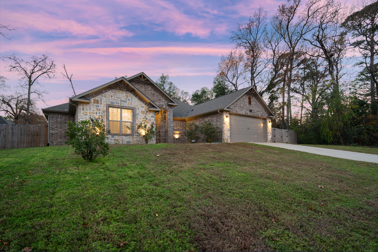 15795 Treasure Cv - Photo 3 of 38