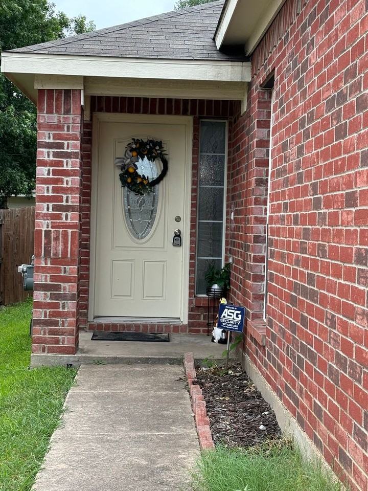 10900 Fawn Valley Dr - Photo 3 of 30