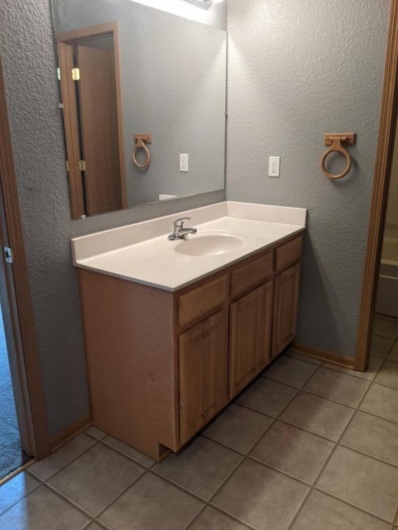 18503 E 3rd Street Ct N - Photo 2 of 22