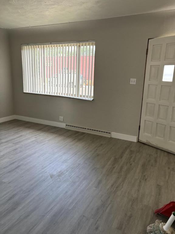 347 Washington Ave - Photo 2 of 14