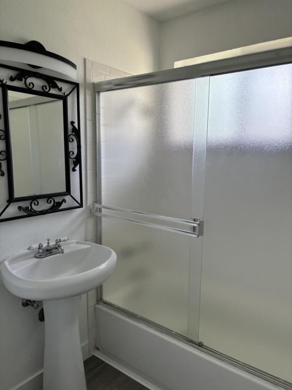 347 Washington Ave - Photo 6 of 14