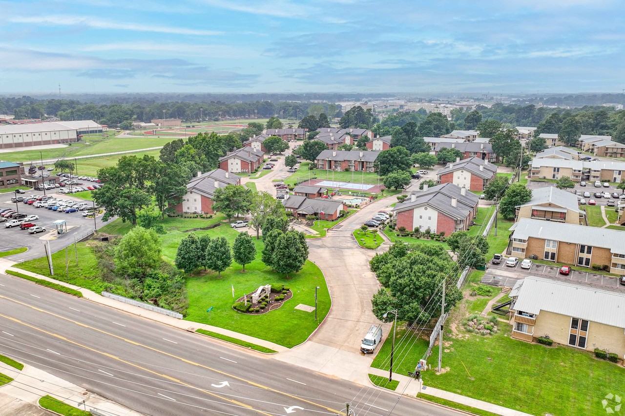 Summerhill Woods Apartments - Photo 5 of 34
