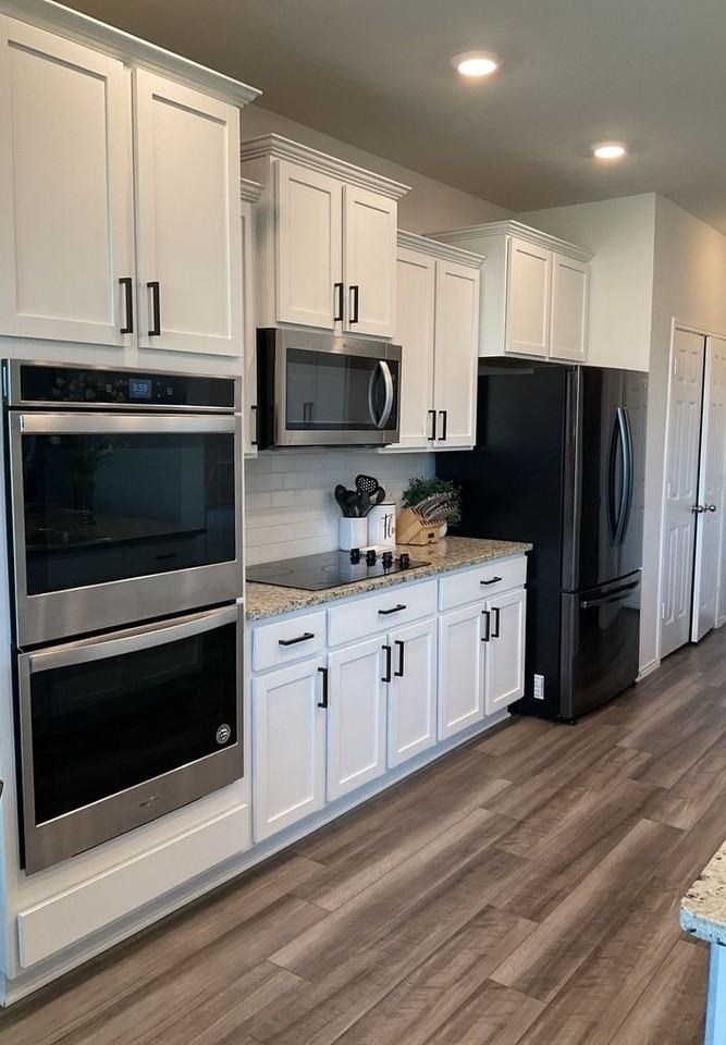 9304 Vaquero Way - Photo 2 of 25