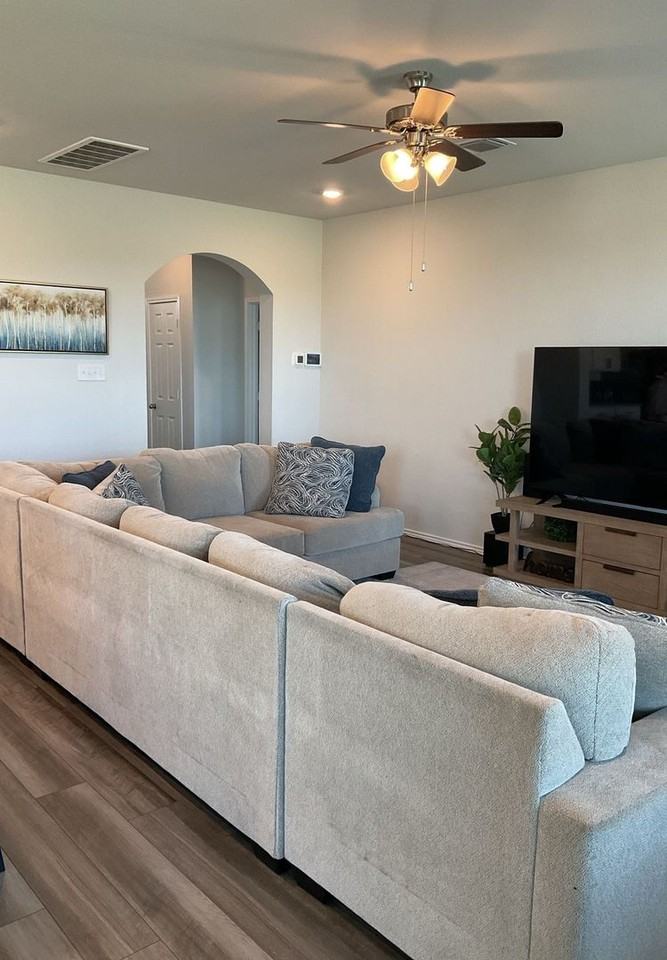 9304 Vaquero Way - Photo 5 of 25