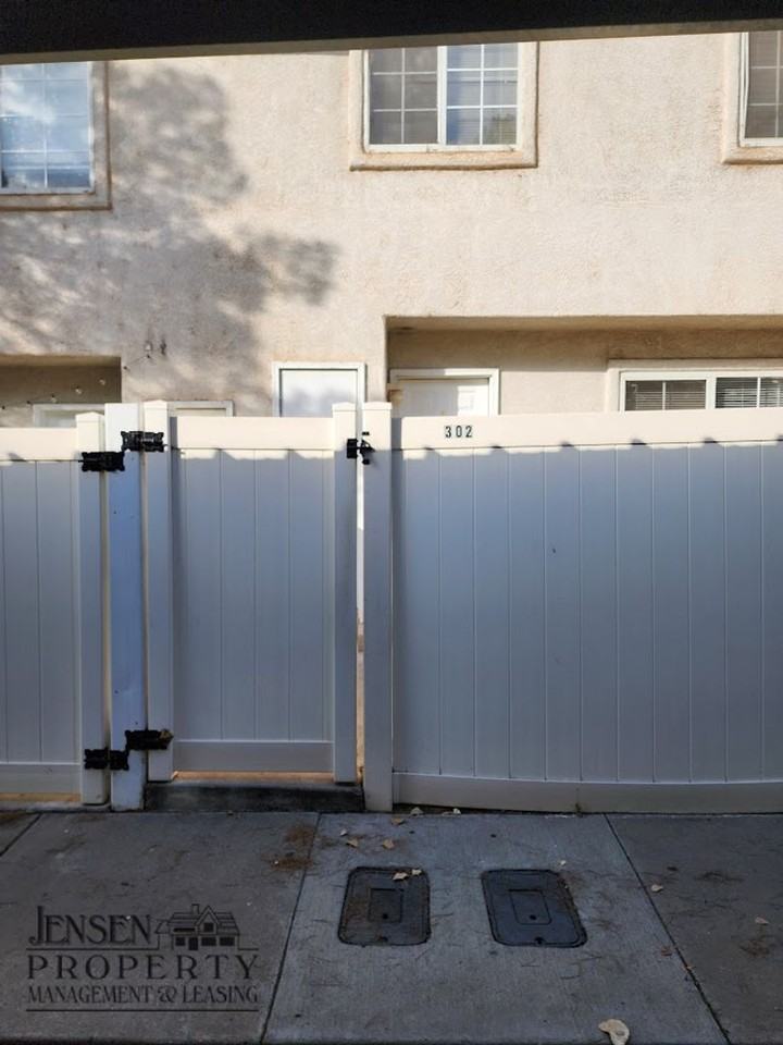 684 West Buena Vista Boulevard #302 - Photo 4 of 23