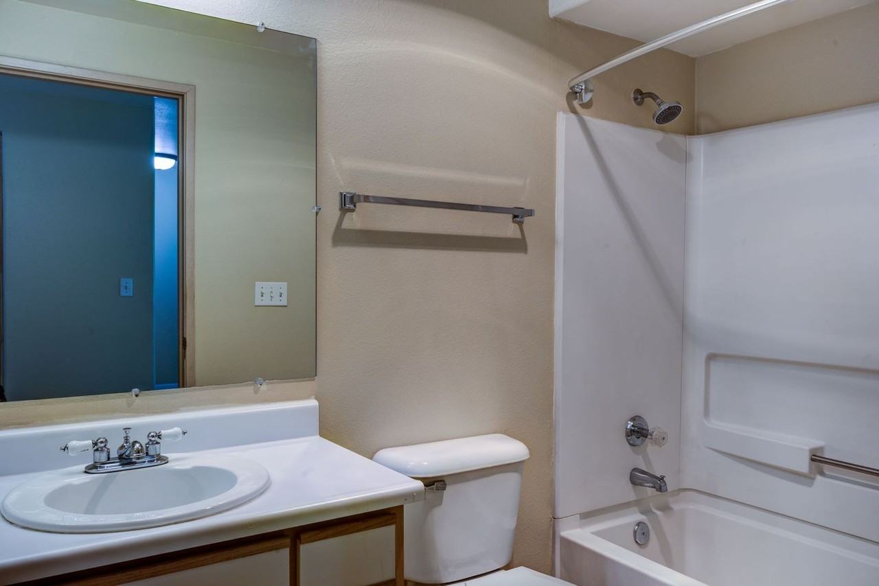 Creekside Apartments^ - Photo 7 of 49