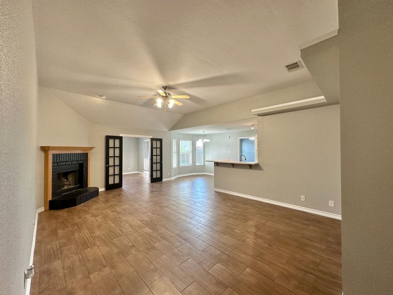 3808 Frigate Dr - Photo 2 of 45