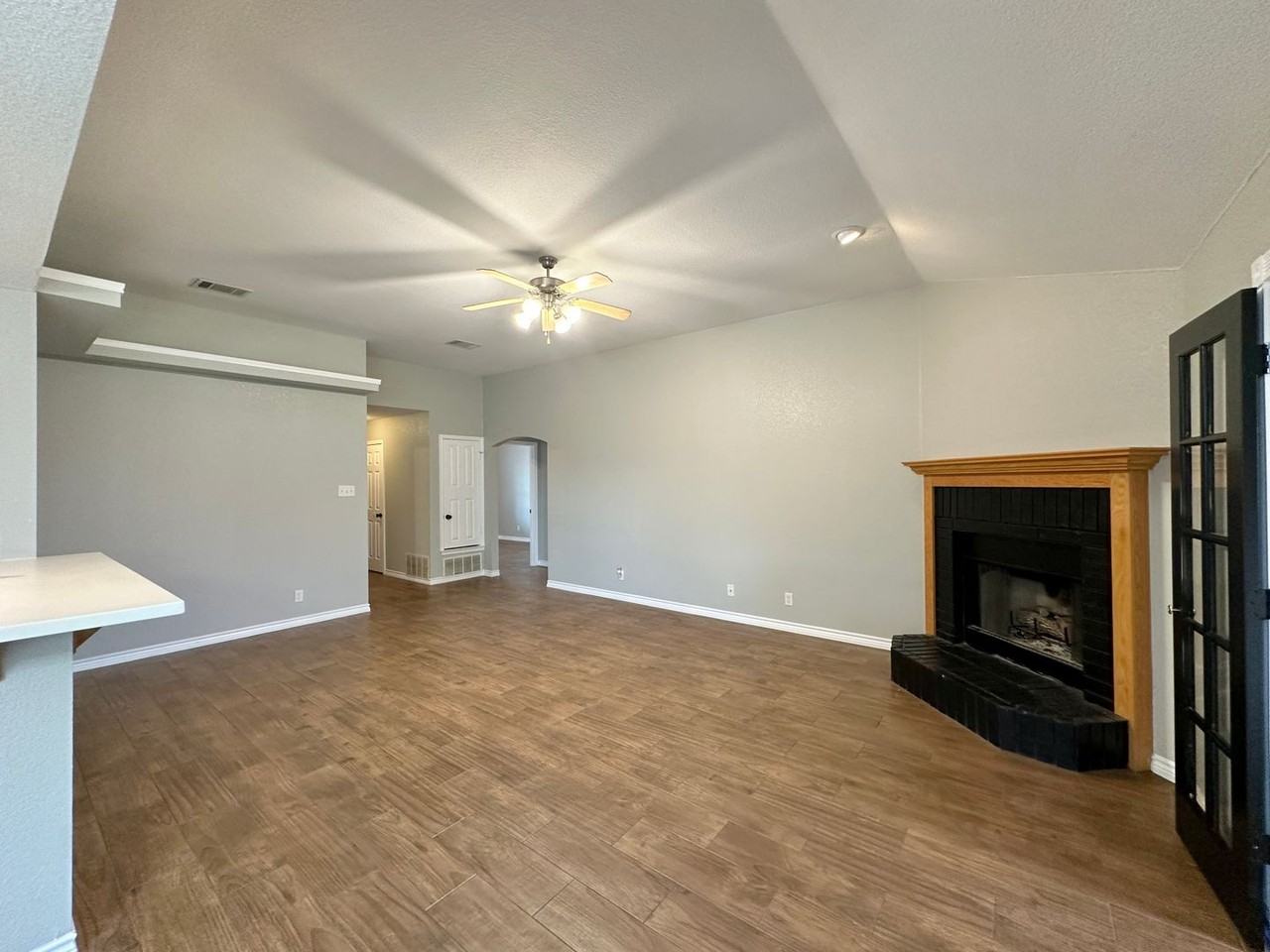 3808 Frigate Dr - Photo 4 of 45