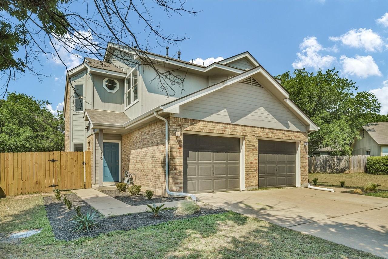 516 Gregory Ct - Photo 2 of 20