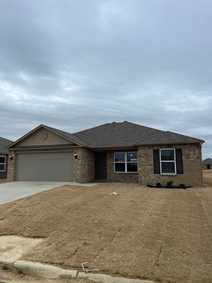 3809 Travers Ln - Photo 4 of 20