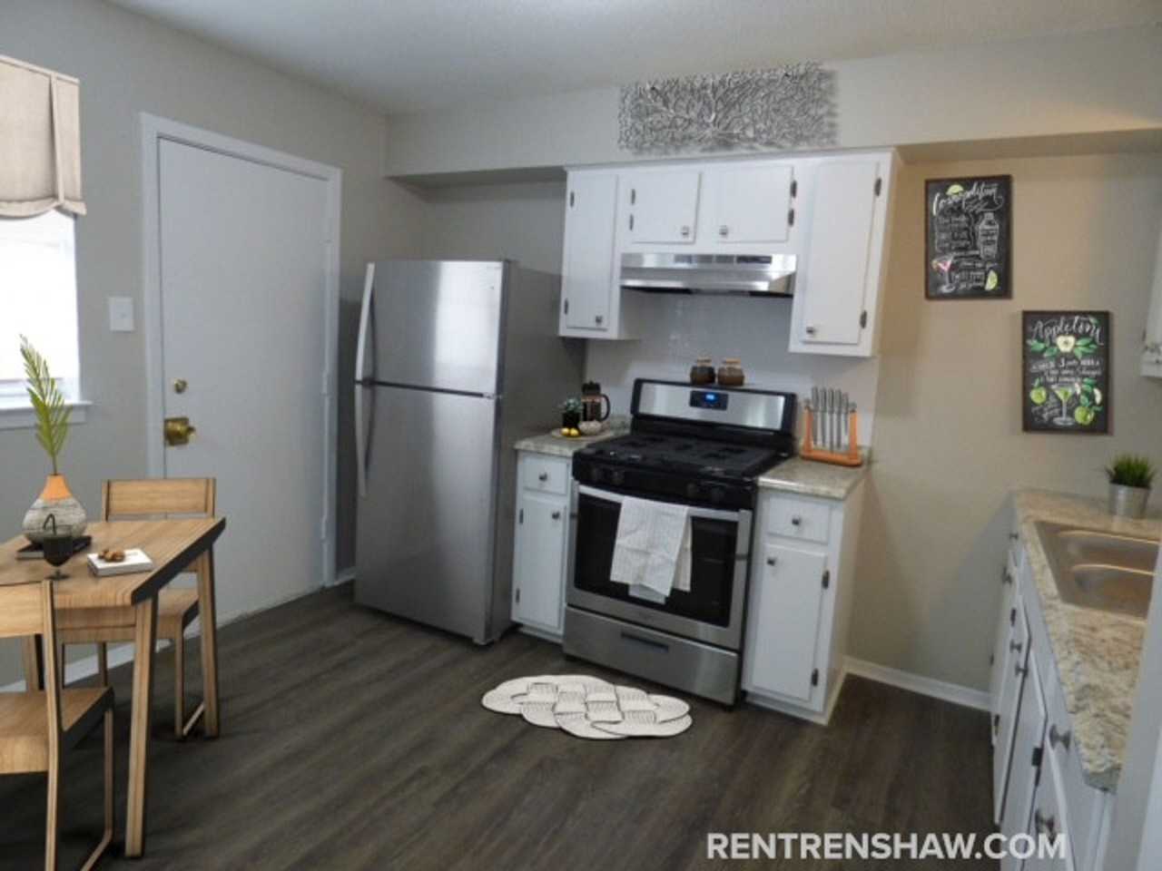 Modern Apartment Community near the University of Memphis - Photo 3 of 9
