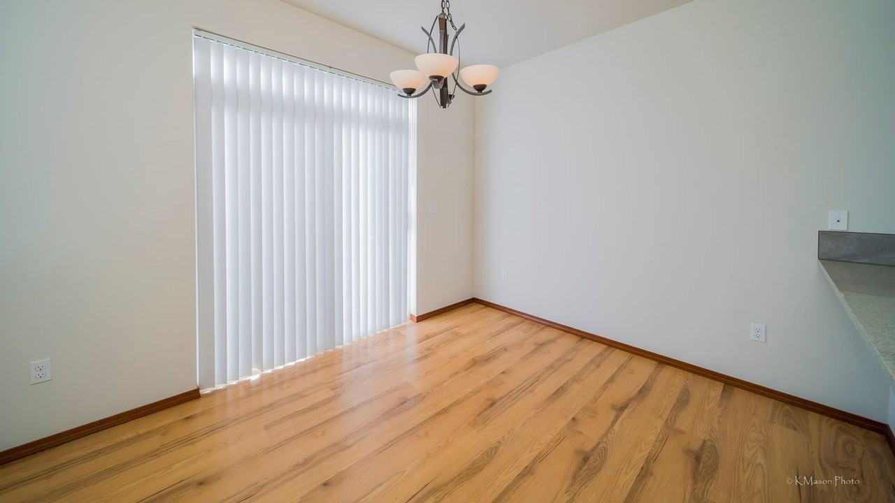 9200 11th Pl Ne - Photo 3 of 10