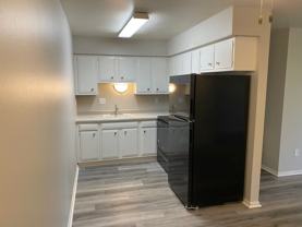 Oakwood Manor Appleton - Photo 1 of 1