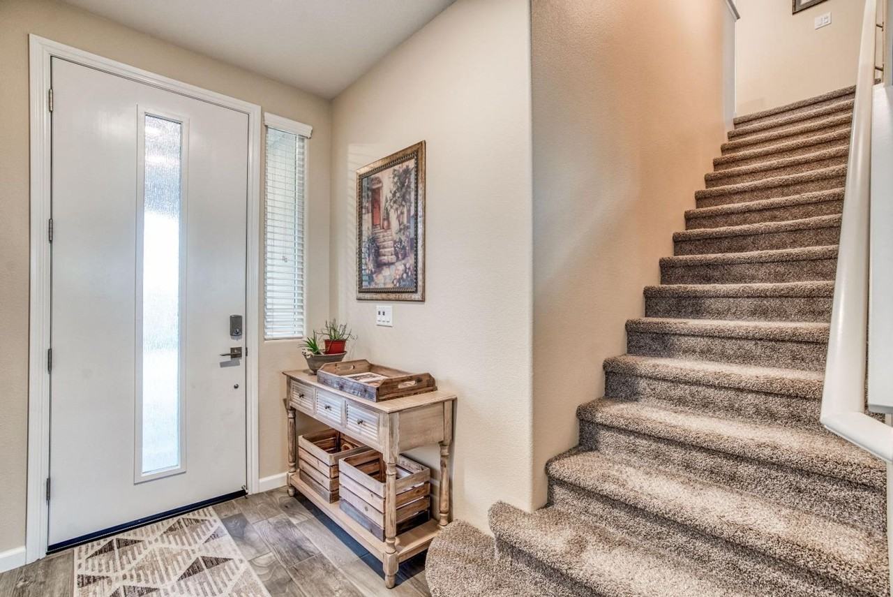 3678 Parkstone Way - Photo 2 of 23