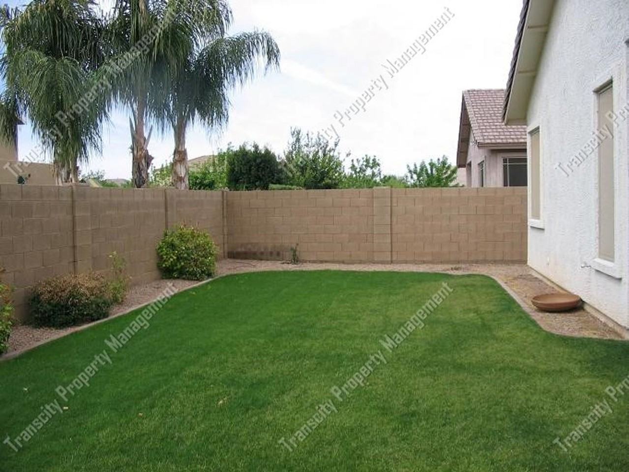 3723 E Linda Ct - Photo 2 of 8