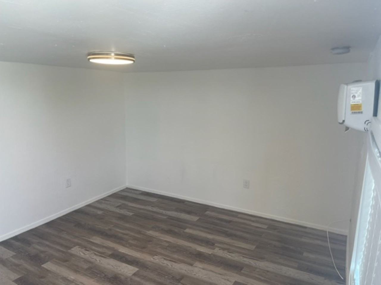 11th Street Triplex - Photo 3 of 8