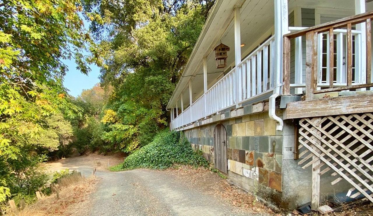 2157 Sage Canyon Rd - Photo 2 of 37