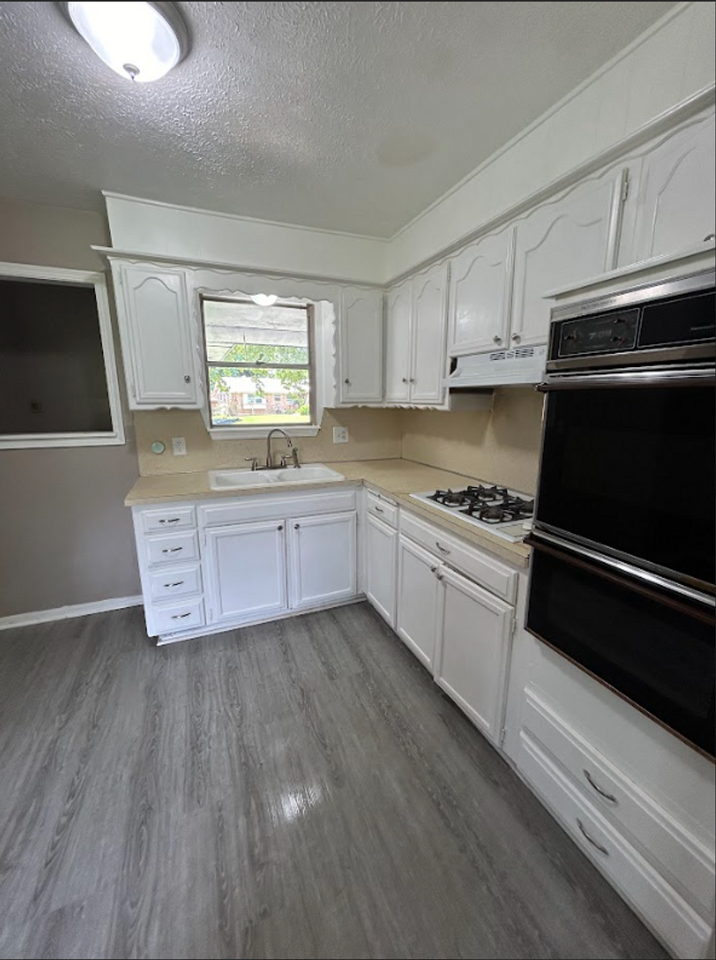 608 Flamingo Ave - Photo 2 of 11