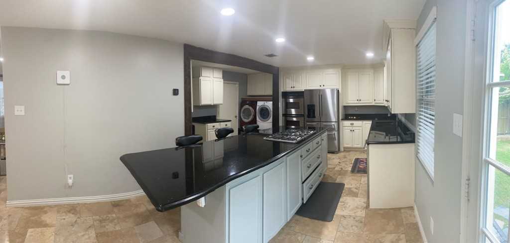 813 Rocky Springs Dr - Photo 2 of 9