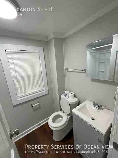 801 Barton St #B - Photo 3 of 11