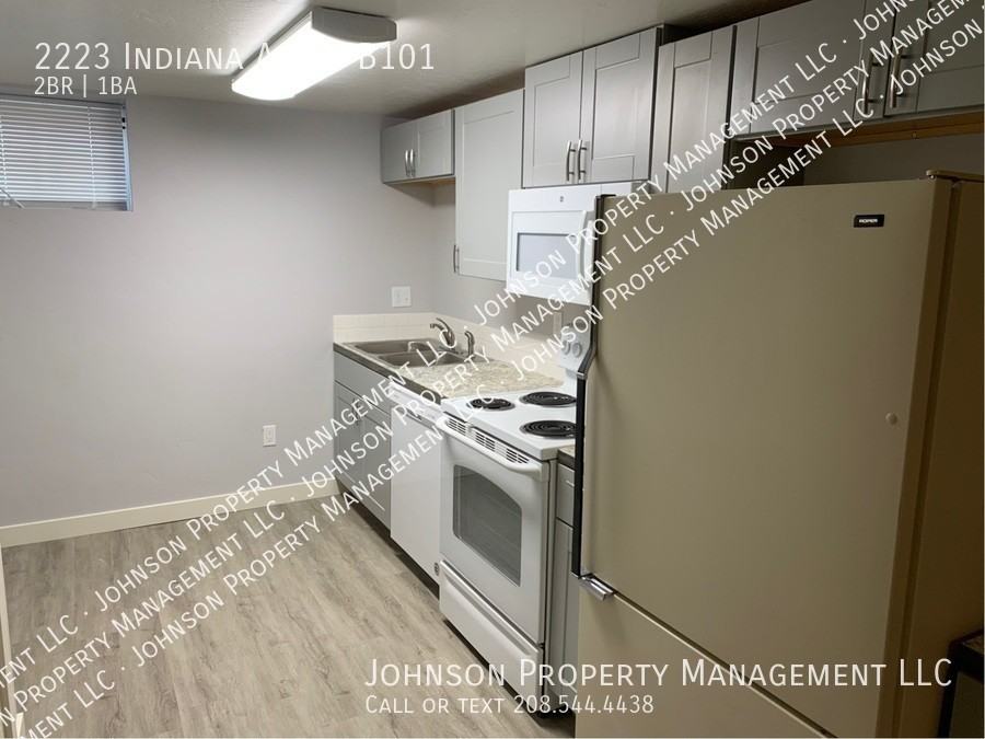 2223 S Indiana Ave #B101 - Photo 5 of 12