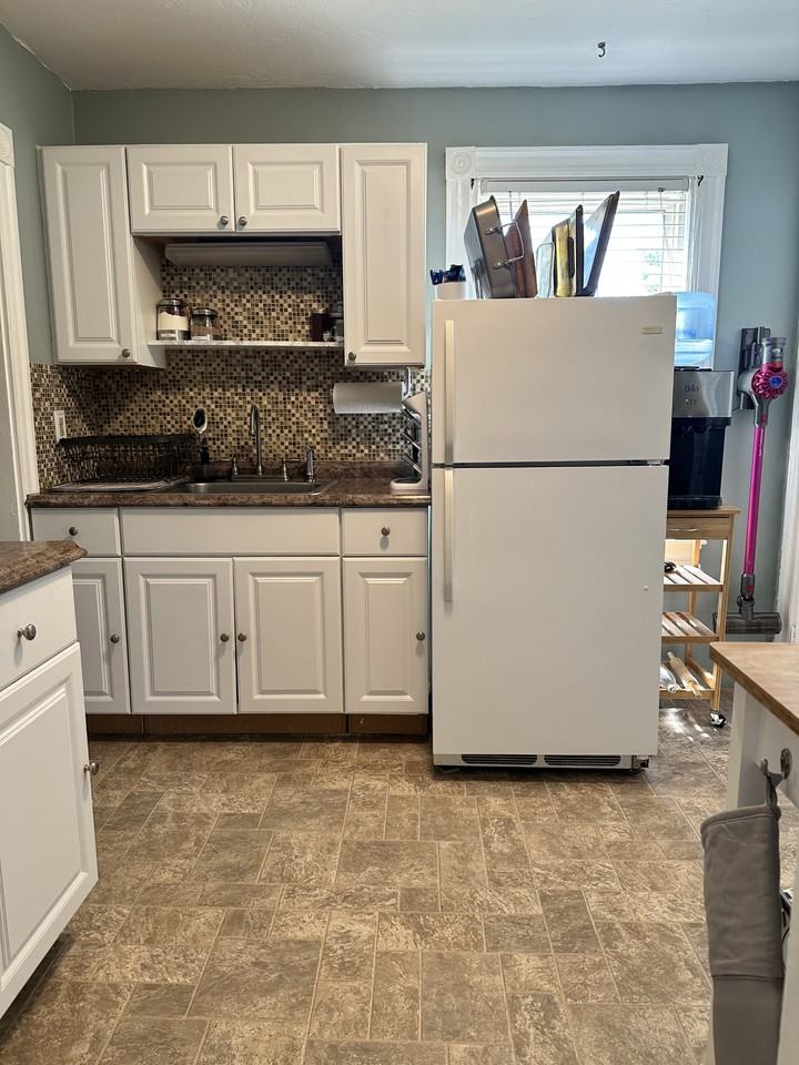 6 Lincoln St #2 - Photo 4 of 10