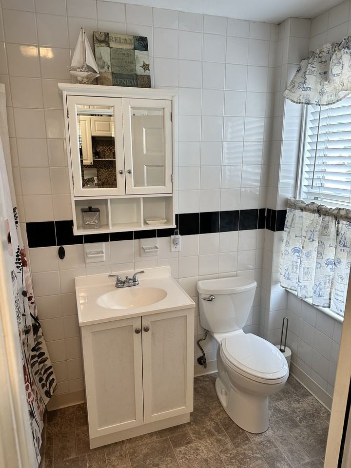 6 Lincoln St #2 - Photo 7 of 10