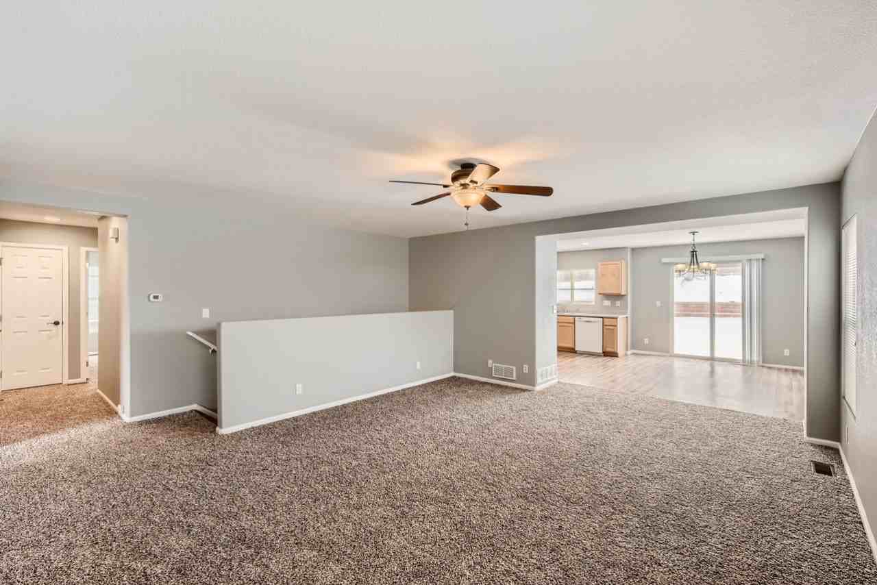 5821 Raleigh Cir - Photo 2 of 17