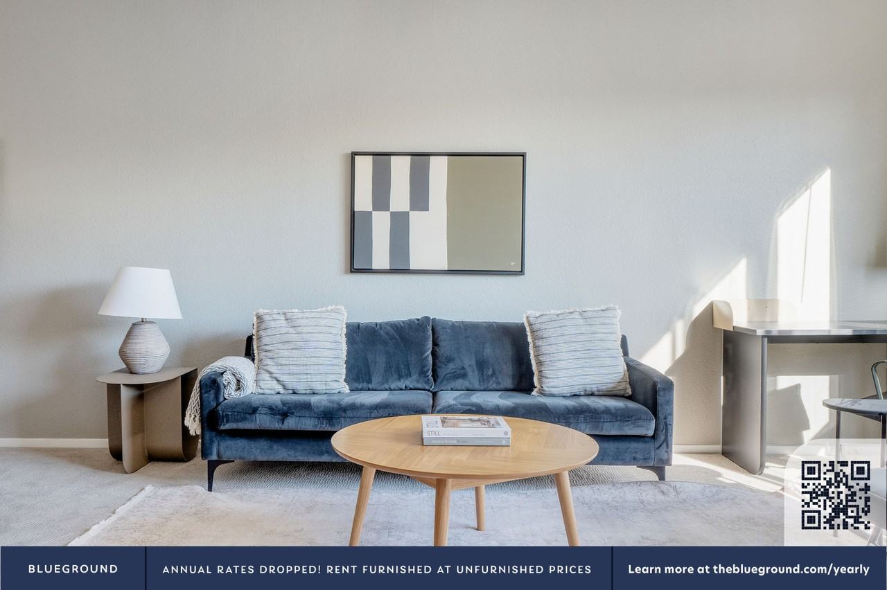 367 Santana Row - Photo 4 of 112