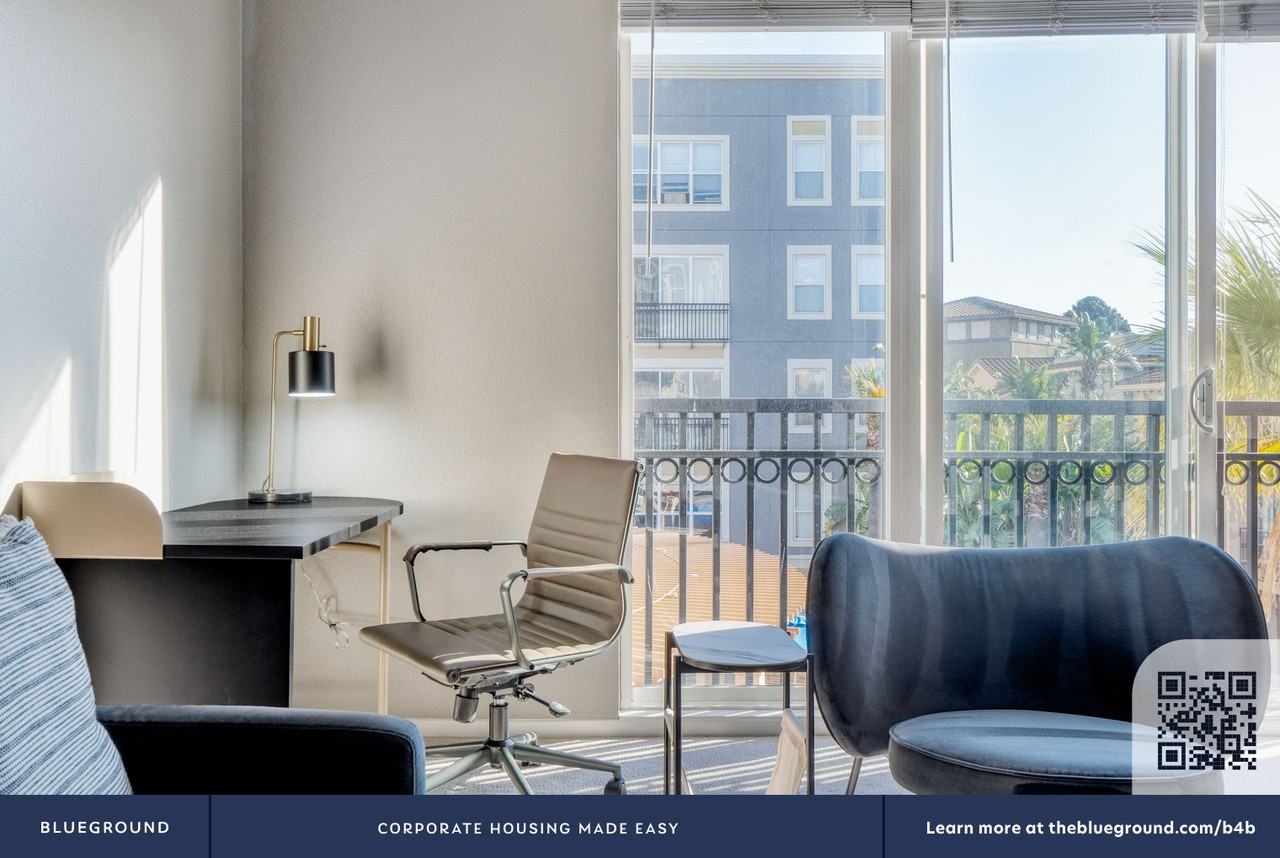 367 Santana Row - Photo 6 of 112