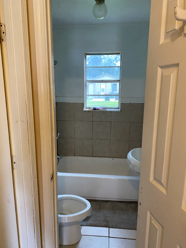 507 E Main St - Photo 7 of 14